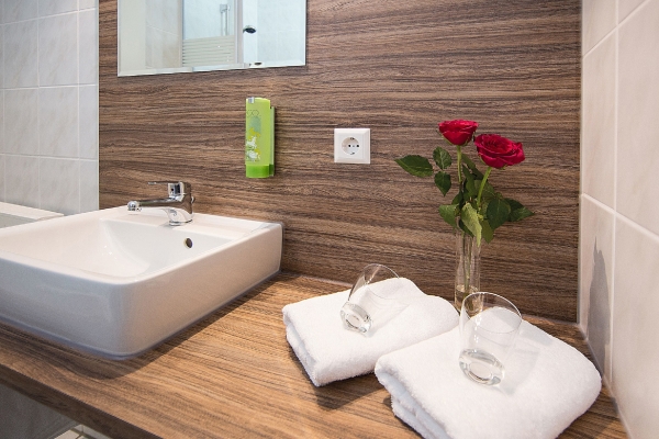 Hotel LandAroma Bed & Breakfast (Bestensee)